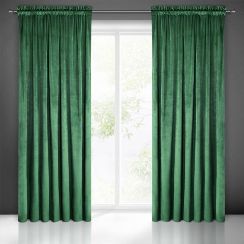 Zasłona 140x300 zielona ciemna welurowa gotowa na taśmie Pierre Cardin 1 Zasłona 140x300 zielona ciemna welurowa gotowa na taśmie Pierre Cardin 1