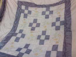 Narzuta dekoracyjna 220x240 + 2 poszewki wzór 1033 stalowo-kremowa