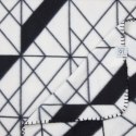 Koc narzuta z mikrofibry 150x200 Geo 01 biały czarny geometryczny D91 A Koc narzuta z mikrofibry 150x200 Geo 01 biały czarny geometryczny D91 A