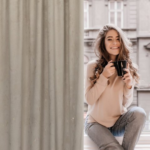 Zasłona 140x300 Nadia beżowa złota marmur welurowa gotowa na taśmie Eurofirany Zasłona 140x300 Nadia beżowa złota marmur welurowa gotowa na taśmie Eurofirany