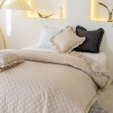 Narzuta z falbanką 140x200 Ruffy beżowa falbanka romby glamour dekoracyjna I2 Narzuta z falbanką 140x200 Ruffy beżowa falbanka romby glamour dekoracyjna I2