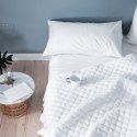 Narzuta z falbanką 140x200 Ruffy biała falbanka romby glamour dekoracyjna I2 Narzuta z falbanką 140x200 Ruffy biała falbanka romby glamour dekoracyjna I2