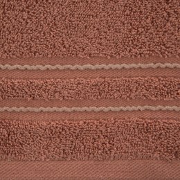 Ręcznik Emina 30x50 ceglasty zdobiony stebnowaną bordiurą 500 g/m2 Eurofirany