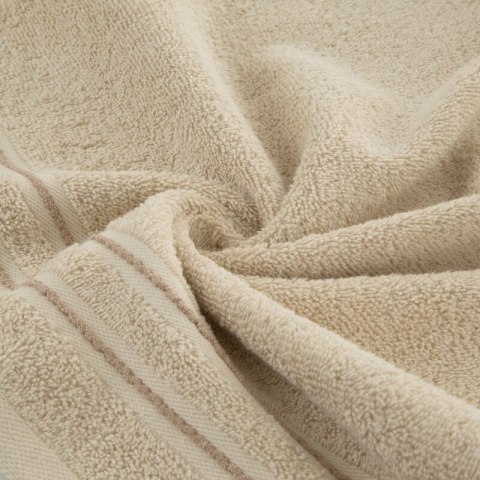 Ręcznik Emina 70x140 beżowy zdobiony stebnowaną bordiurą 500 g/m2 Eurofirany Ręcznik Emina 70x140 beżowy zdobiony stebnowaną bordiurą 500 g/m2 Eurofirany
