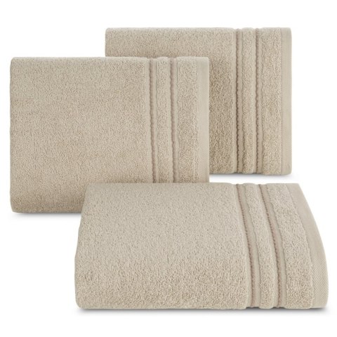 Ręcznik Emina 70x140 beżowy zdobiony stebnowaną bordiurą 500 g/m2 Eurofirany Ręcznik Emina 70x140 beżowy zdobiony stebnowaną bordiurą 500 g/m2 Eurofirany