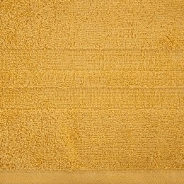 Ręcznik Gala 70x140 musztardowy zdobiony błyszczącą nicią 500 g/m2 Eurofirany