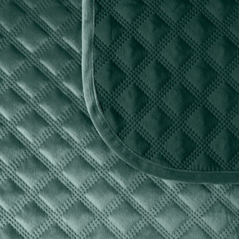 VELVI Narzuta dekoracyjna, rozmiar 170x210cm, kolor 012 szmaragdowy zielony VELVI0/NAP/012/170210/1 VELVI Narzuta dekoracyjna, rozmiar 170x210cm, kolor 012 szmaragdowy zielony VELVI0/NAP/012/170210/1