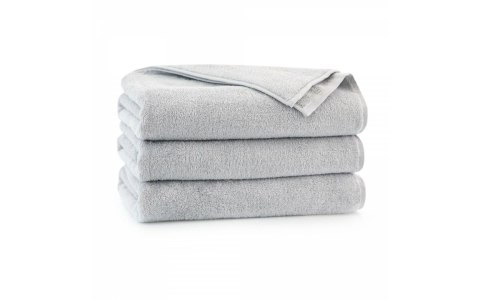 Ręcznik Liczi 2 70x140 srebrny metaliczny 400 g/m2 Zwoltex 23 Ręcznik Liczi 2 70x140 srebrny metaliczny 400 g/m2 Zwoltex 23