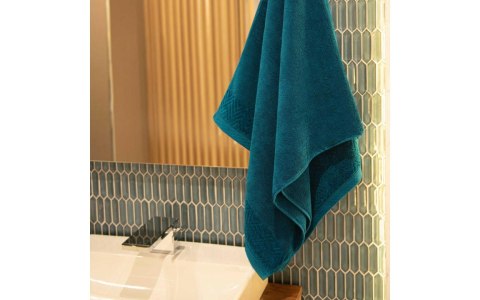 Ręcznik Toscana 70x140 turkusowy emerald 5638 9104/5638 Zwoltex 23 Ręcznik Toscana 70x140 turkusowy emerald 5638 9104/5638 Zwoltex 23