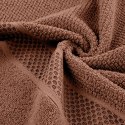 Ręcznik Danny 70x140 ceglasty z wytłaczaną bordiurą i błyszczącą nicią 500 g/m2 Eurofirany Ręcznik Danny 70x140 ceglasty z wytłaczaną bordiurą i błyszczącą nicią 500 g/m2 Eurofirany