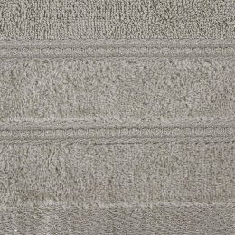 Ręcznik Glory 4 30x50 beżowy z welurową bordiurą i błyszczącą nicią 500 g/m2 Eurofirany