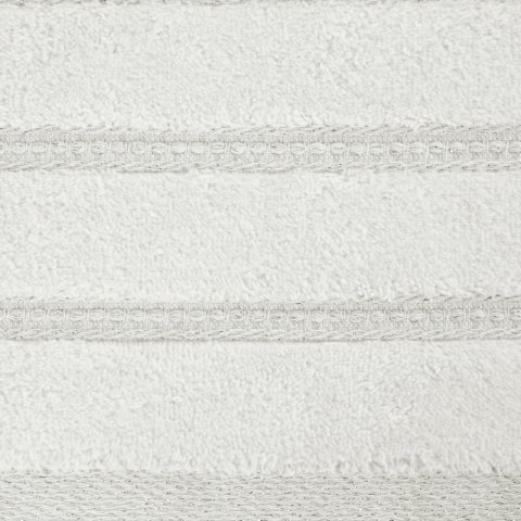 Ręcznik Glory 4 30x50 kremowy z welurową bordiurą i błyszczącą nicią 500 g/m2 Eurofirany Ręcznik Glory 4 30x50 kremowy z welurową bordiurą i błyszczącą nicią 500 g/m2 Eurofirany
