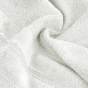 Ręcznik Glory 4 30x50 kremowy z welurową bordiurą i błyszczącą nicią 500 g/m2 Eurofirany Ręcznik Glory 4 30x50 kremowy z welurową bordiurą i błyszczącą nicią 500 g/m2 Eurofirany
