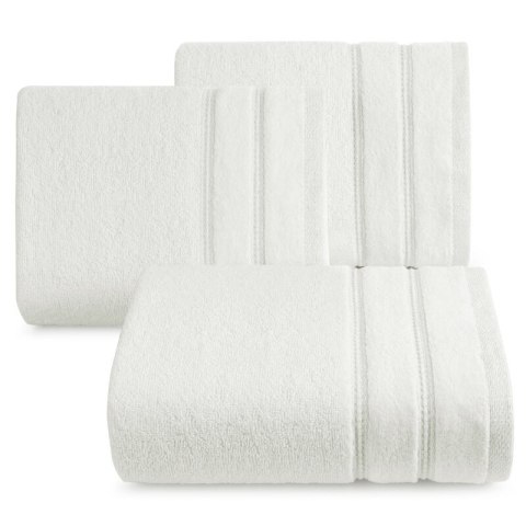 Ręcznik Glory 4 30x50 kremowy z welurową bordiurą i błyszczącą nicią 500 g/m2 Eurofirany Ręcznik Glory 4 30x50 kremowy z welurową bordiurą i błyszczącą nicią 500 g/m2 Eurofirany