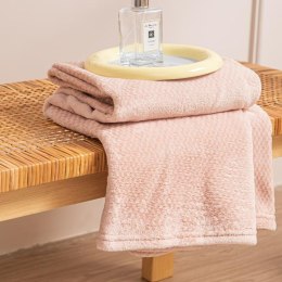 Koc narzuta na fotel 70x150 Willy pudrowy różowy z mikrofibry I23