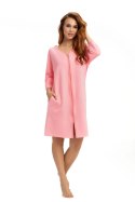 Szlafrok damski 214 4XL koralowy podomka na suwak z kieszeniami z wytłaczanym wzorem bawełniany rękaw 7/8 Szlafrok damski 214 4XL koralowy podomka na suwak z kieszeniami z wytłaczanym wzorem bawełniany rękaw 7/8