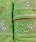 Szlafrok Valentini Biały rozmiar XL plus kpl ręczników 3 szt. Zielony Szlafrok Valentini Biały rozmiar XL plus kpl ręczników 3 szt. Zielony