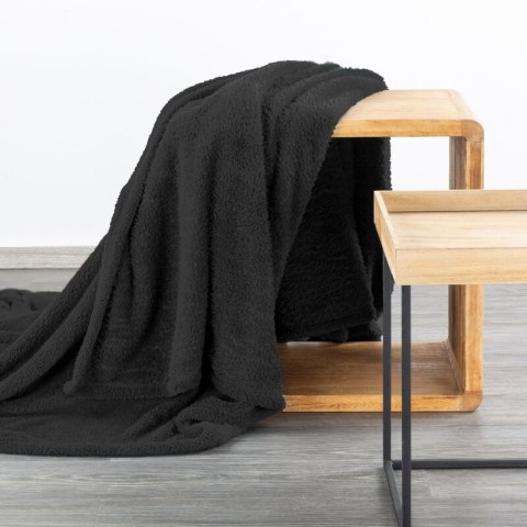 Koc narzuta na fotel typu flano 70x160 czarny z mikrofibry miękki Lori D91 Koc narzuta na fotel typu flano 70x160 czarny z mikrofibry miękki Lori D91