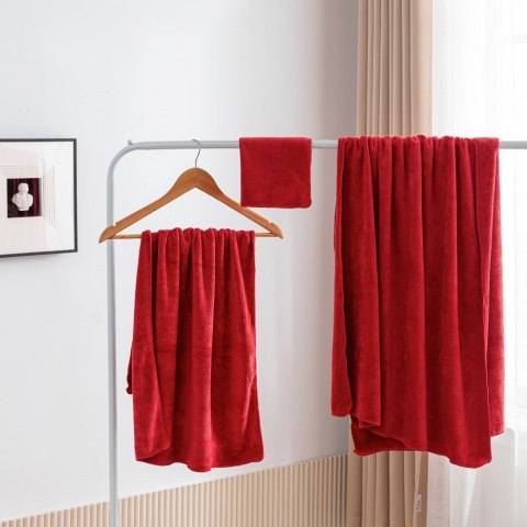 Ręcznik szybkoschnący 80x180 Active czerwony z mikrofibry 380g/m2 Ręcznik szybkoschnący 80x180 Active czerwony z mikrofibry 380g/m2