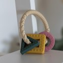 Gryzak silikonowy figurki geometryczne 0m+ PETITE&MARS Gryzak silikonowy figurki geometryczne 0m+ PETITE&MARS