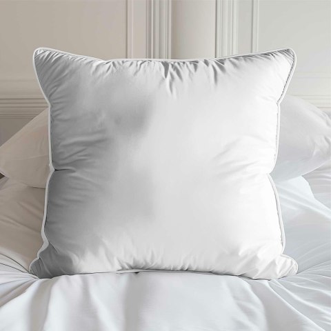 Poszewka satynowa 40x40 biała z lamówką Mako Satin 62 Poszewka satynowa 40x40 biała z lamówką Mako Satin 62
