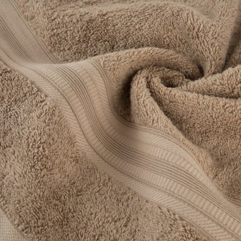 Ręcznik 70x140 Elen 02 beżowy 550g/m2 Eurofirany Ręcznik 70x140 Elen 02 beżowy 550g/m2 Eurofirany