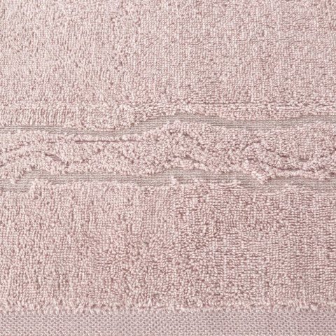 Ręcznik 70x140 Karin 06 pudrowy róż 500g/m2 Eurofirany Ręcznik 70x140 Karin 06 pudrowy róż 500g/m2 Eurofirany