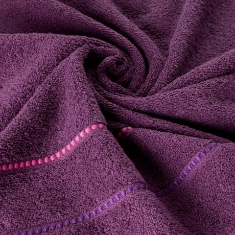 Ręcznik Suzi 70x140 fioletowy 500 g/m2 frotte bawełniany Eurofirany Ręcznik Suzi 70x140 fioletowy 500 g/m2 frotte bawełniany Eurofirany
