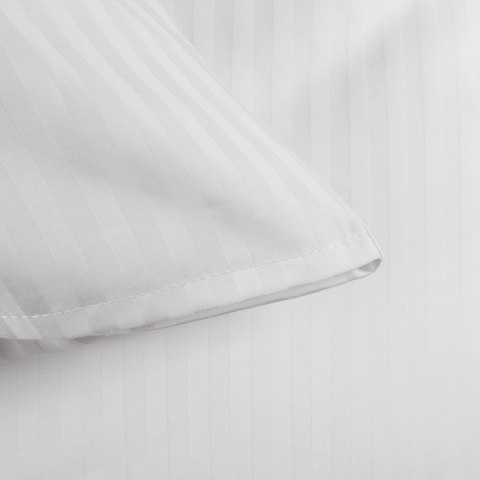 Poszewka hotelowa 50x70 biała adamaszkowa na zakładkę paski 1 cm Poszewka hotelowa 50x70 biała adamaszkowa na zakładkę paski 1 cm