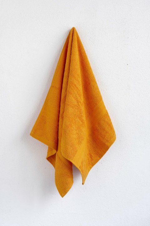 Ręcznik 50x100 Forum rudy carrot 17 550g/m2 York Ręcznik 50x100 Forum rudy carrot 17 550g/m2 York