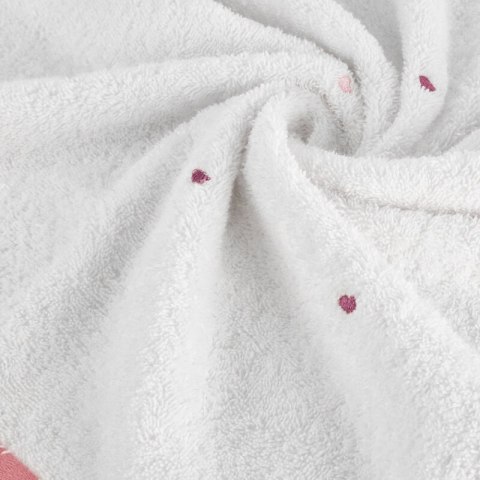 Ręcznik dziecięcy 70x140 Baby 56 biały różowy serca 480g/m2 Eurofirany Ręcznik dziecięcy 70x140 Baby 56 biały różowy serca 480g/m2 Eurofirany