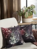 Poszewka dekoracyjna 45x45 Velvet 131 fioletowa ciemna ze wzorem kwiatowym welurowa Eurofirany Poszewka dekoracyjna 45x45 Velvet 131 fioletowa ciemna ze wzorem kwiatowym welurowa Eurofirany