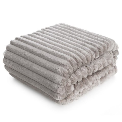 Koc narzuta 170x210 Soft beżowy z mikrofibry prążki D91 Koc narzuta 170x210 Soft beżowy z mikrofibry prążki D91