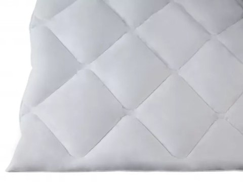 Kołdra antyalergiczna 155x200 Sen dobry zimowa biała 1250 g Kołdra antyalergiczna 155x200 Sen dobry zimowa biała 1250 g