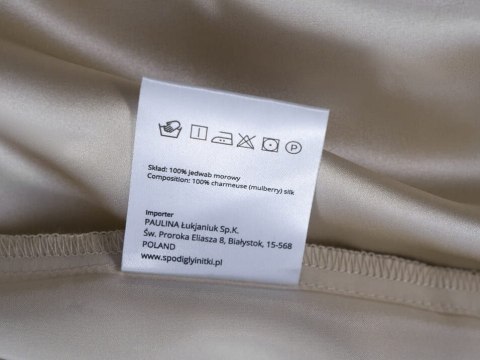 Poszewka jedwabna 40x40 beżowa jednobarwna Premium Poszewka jedwabna 40x40 beżowa jednobarwna Premium