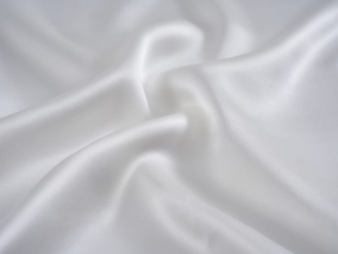 Poszewka jedwabna 50x60 biała jednobarwna Premium Poszewka jedwabna 50x60 biała jednobarwna Premium