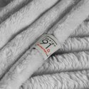 Koc narzuta 70x160 Soft srebrny z mikrofibry prążki na fotel D91 Koc narzuta 70x160 Soft srebrny z mikrofibry prążki na fotel D91