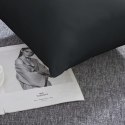 Poszewka satynowa 40x40 czarna jednobarwna I24 Poszewka satynowa 40x40 czarna jednobarwna I24