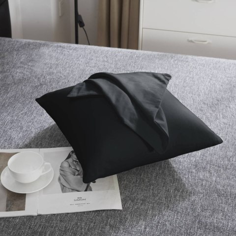 Poszewka satynowa 40x40 czarna jednobarwna I24 Poszewka satynowa 40x40 czarna jednobarwna I24