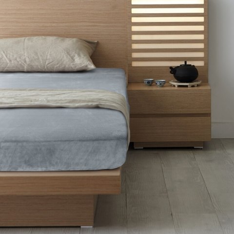 Prześcieradło z mikrofibry 160x200 Flano srebrne na wysoki materac 30 cm Eurofirany Prześcieradło z mikrofibry 160x200 Flano srebrne na wysoki materac 30 cm Eurofirany