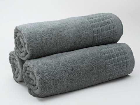 Ręcznik Larisa 70x140 srebrny 03 bawełniany 500g/m2 Ręcznik Larisa 70x140 srebrny 03 bawełniany 500g/m2