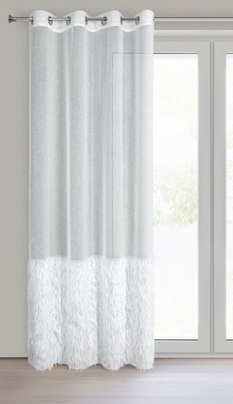 Firana gotowa 140x250 Margaret 6 biała zdobiona moherową nicią gotowa na przelotkach Eurofirany Firana gotowa 140x250 Margaret 6 biała zdobiona moherową nicią gotowa na przelotkach Eurofirany
