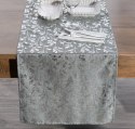 Obrus bieżnik 40x140 Simona srebrny liście z błyszczącym nadrukiem Eurofirany Obrus bieżnik 40x140 Simona srebrny liście z błyszczącym nadrukiem Eurofirany