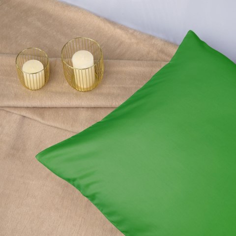 Poszewka satynowa 50x60 zielona 014 jednobarwna Darymex Poszewka satynowa 50x60 zielona 014 jednobarwna Darymex