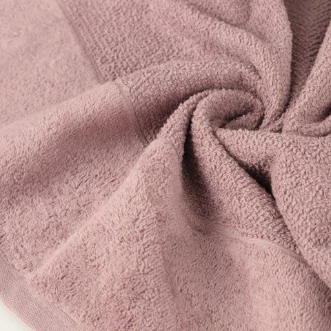 Ręcznik Lucy 30x50 pudrowy 500g/m2 Eurofirany Ręcznik Lucy 30x50 pudrowy 500g/m2 Eurofirany