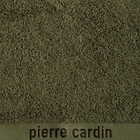 Ręcznik Evi 70x140 oliwkowy ciemny 430g/m2 Pierre Cardin Ręcznik Evi 70x140 oliwkowy ciemny 430g/m2 Pierre Cardin