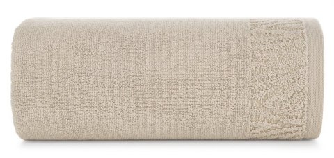Ręcznik Margo 2 70x140 beżowy z ozdobną bordiurą przetykaną błyszczącą nicią 500 g/m2 Eurofirany Ręcznik Margo 2 70x140 beżowy z ozdobną bordiurą przetykaną błyszczącą nicią 500 g/m2 Eurofirany