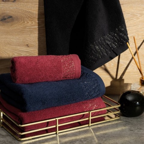Ręcznik Margo 2 70x140 beżowy z ozdobną bordiurą przetykaną błyszczącą nicią 500 g/m2 Eurofirany Ręcznik Margo 2 70x140 beżowy z ozdobną bordiurą przetykaną błyszczącą nicią 500 g/m2 Eurofirany