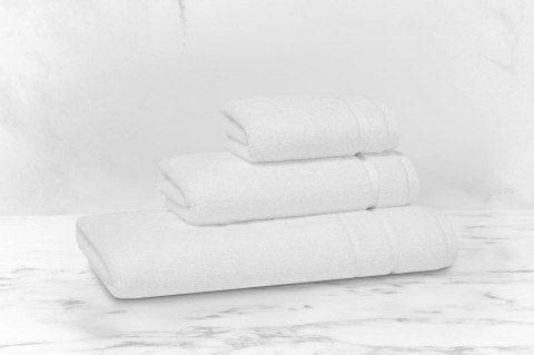 Ręcznik Supreme 80x150 biały z bawełny Egipskiej 800 g/m2 Giza 95 Ręcznik Supreme 80x150 biały z bawełny Egipskiej 800 g/m2 Giza 95