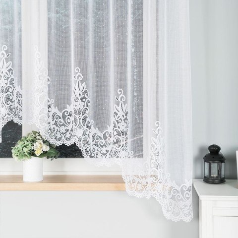 BERENIKA Firanka żakardowa gotowa, szerokość 300 x wysokość 180cm, kolor 001 biały 004304/FBL/001/300180/1 BERENIKA Firanka żakardowa gotowa, szerokość 300 x wysokość 180cm, kolor 001 biały 004304/FBL/001/300180/1